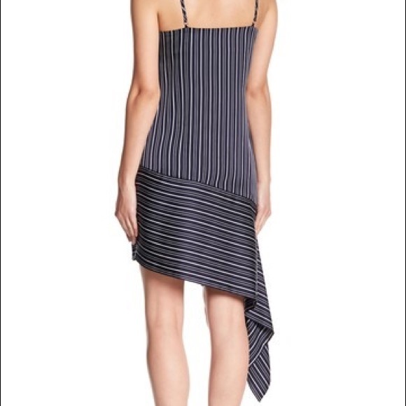 NWT Medium J.O.A. Navy Asymmetrical Dress - Picture 4 of 4